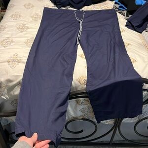 Blue sky scrub pants in navy